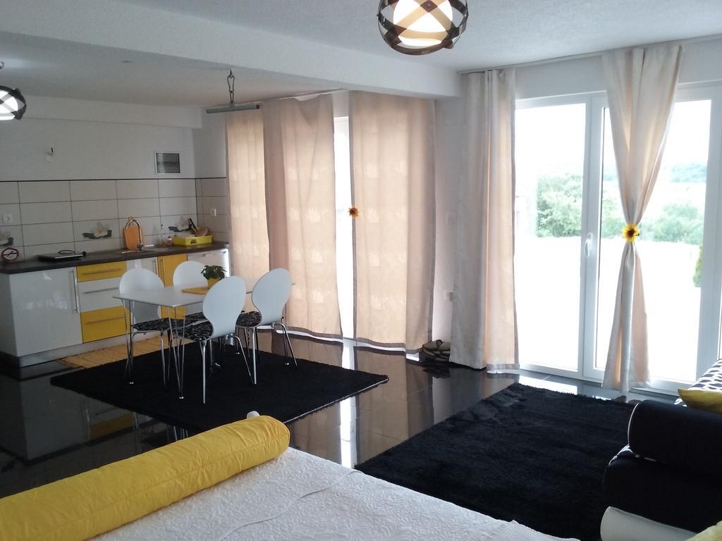 Apartment Melissa Rakovica Esterno foto